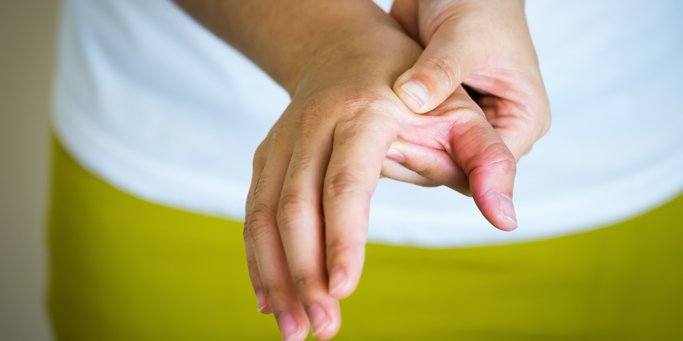 Regis Wellness provides holistic, non-injection, and non-procedural treatments for hand pain and injuries in Singapore, combining TCM and physiotherapy approaches